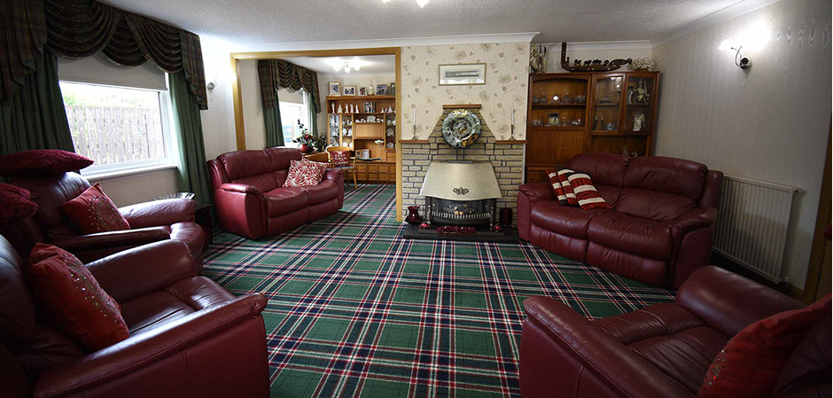 Bed and Breakfast accommodation in Portree at Quiraing House with guest living room and WIFI