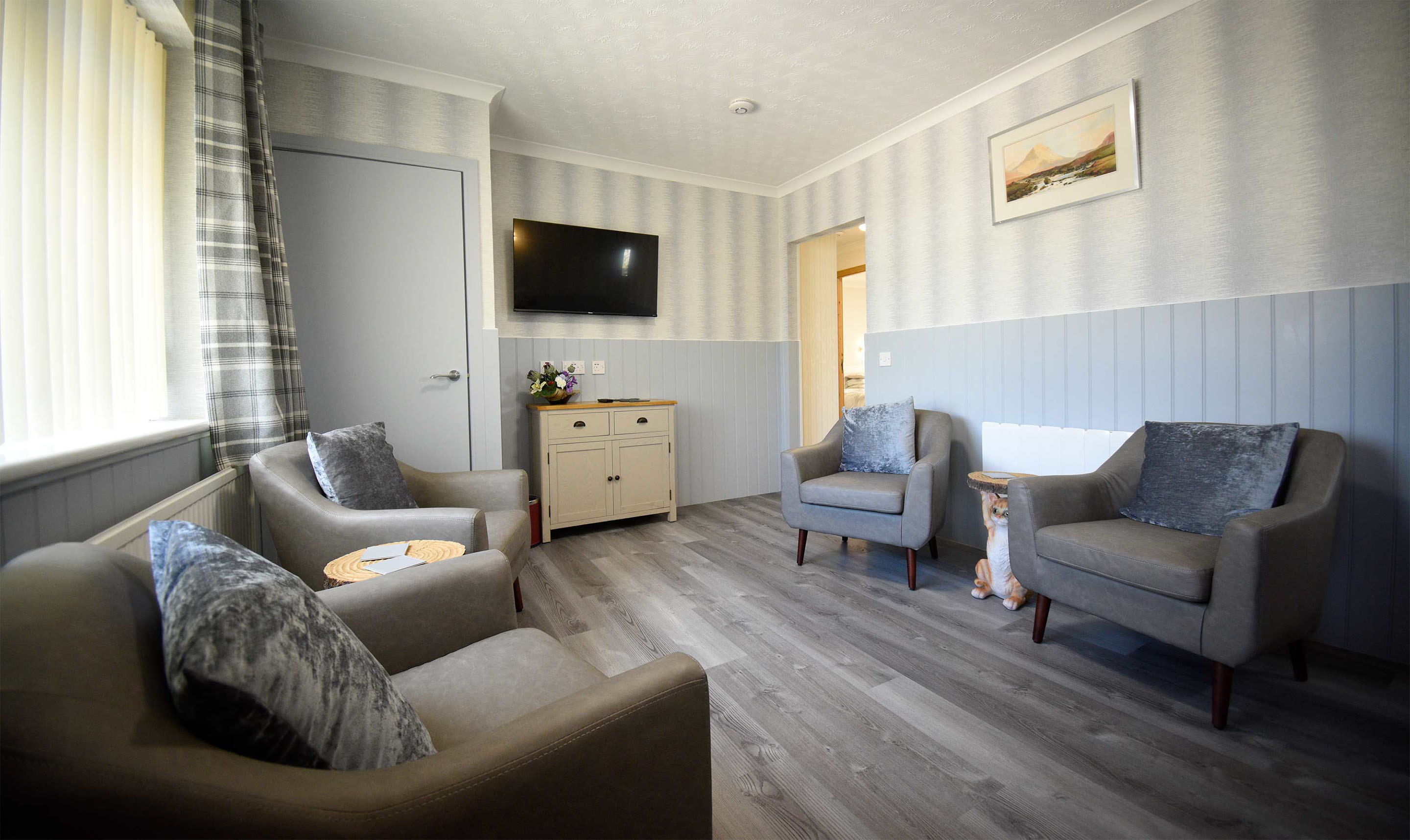 Enjoy a welcome hamper on arrival at Thistle Dubh Dandy self catering accommodation