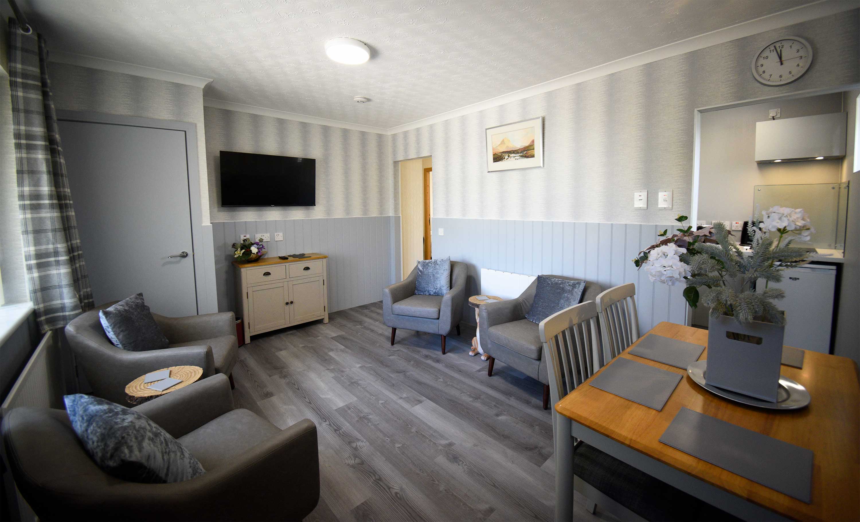 Enjoy a welcome hamper on arrival at Thistle Dubh Dandy self catering accommodation