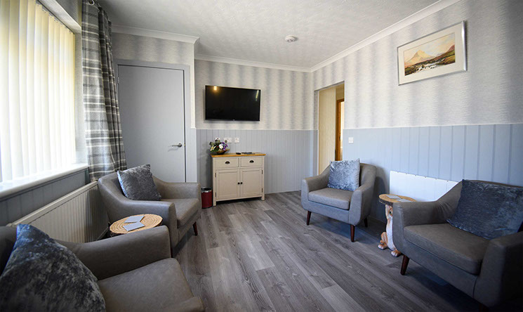 Quiraing House self catering accommodation with spacious living room in Portree with WIFI