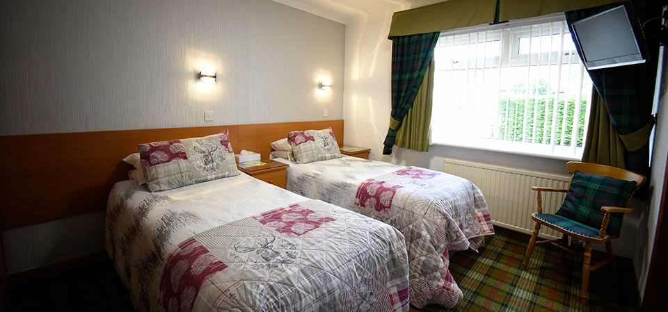Twin Room accommodation is available at Quiraing House with en suite bathroom